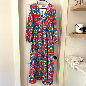 Beautiful Formal Floral Maxi Dress…NWT